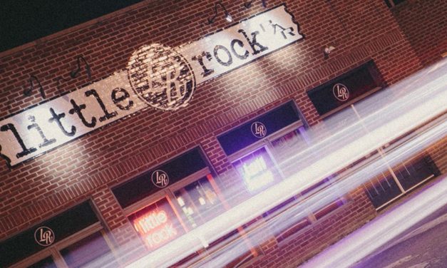 As Seen in Columbus: Chris Carrabba (Dashboard Confessional) hanging at Little Rock