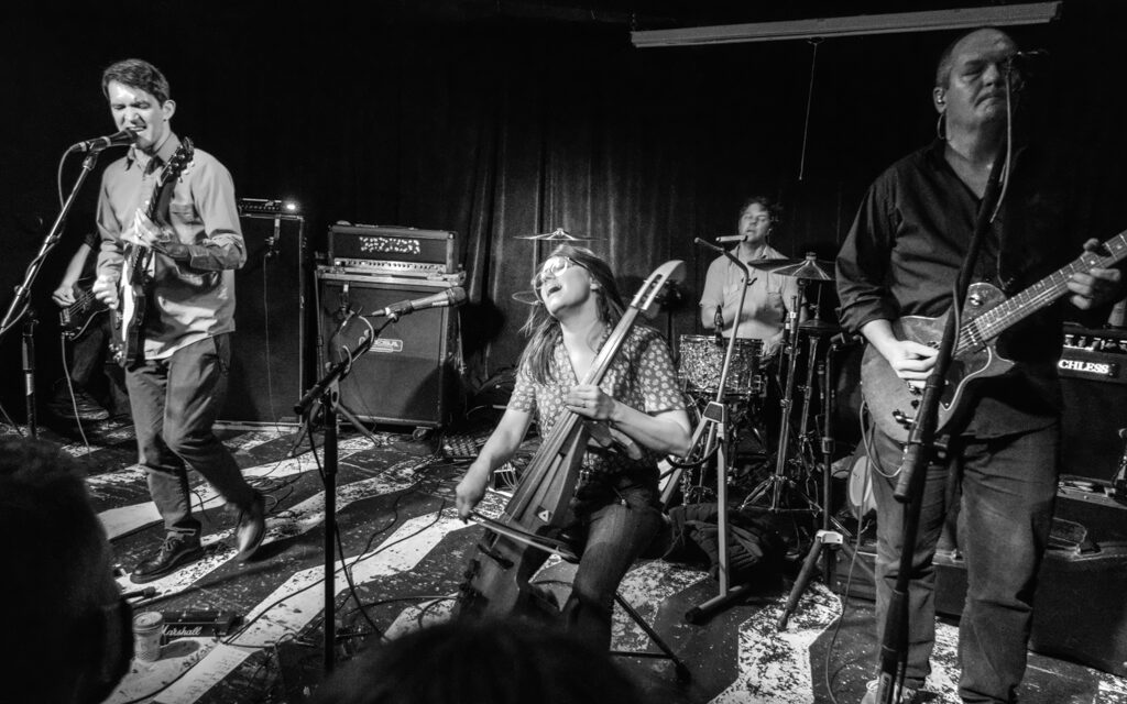 Shot in Columbus: Cursive & Leggy at Ace of Cups