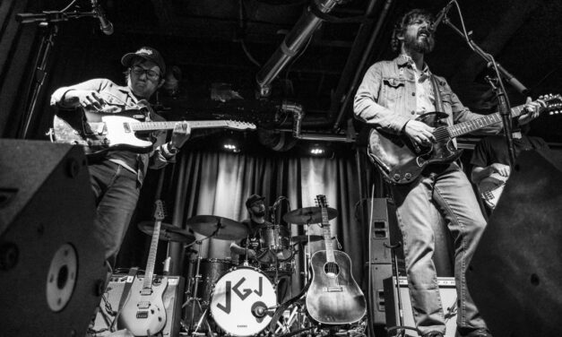 Shot in Columbus: John Gallagher Jr w/ Little Miami @ Rumba Cafe / April 30, 2026